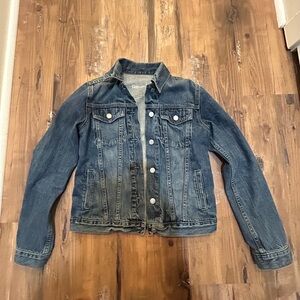 Gap Women’s Denim jacket/size S